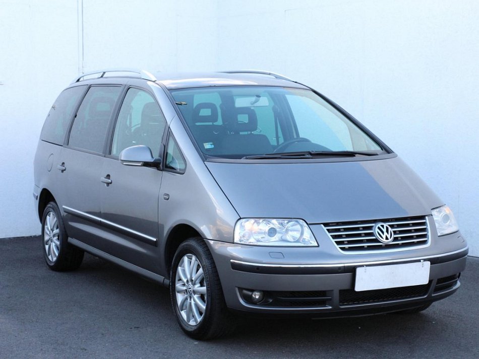 Volkswagen Sharan 2.0 TDi 