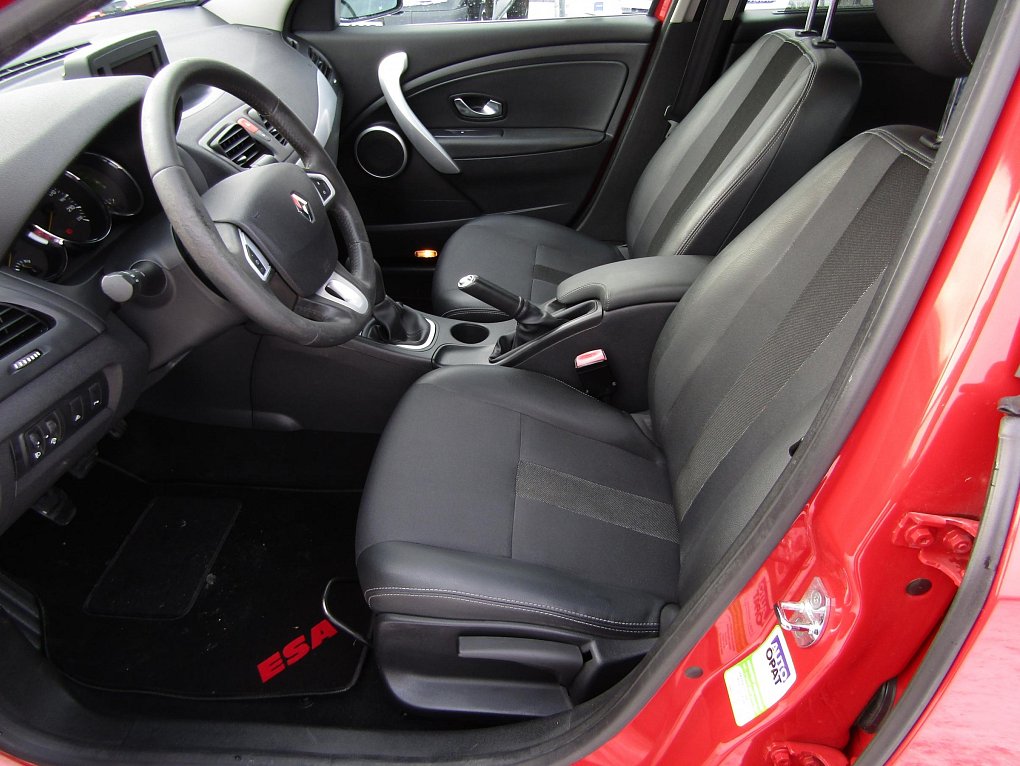 Renault Fluence 1.6i 