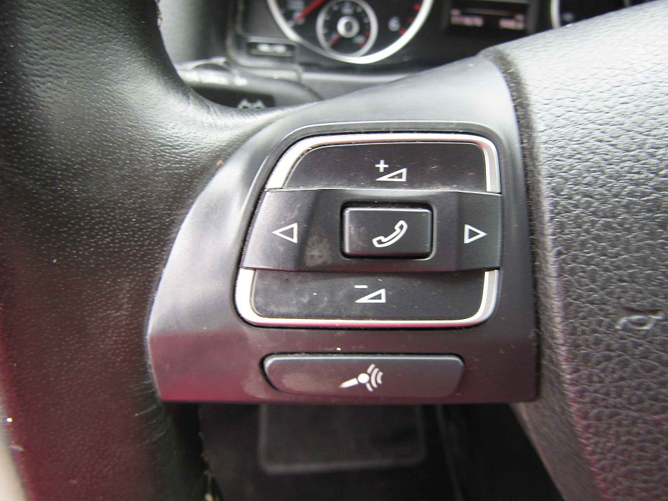 Volkswagen Tiguan 2.0 TDi  4x4