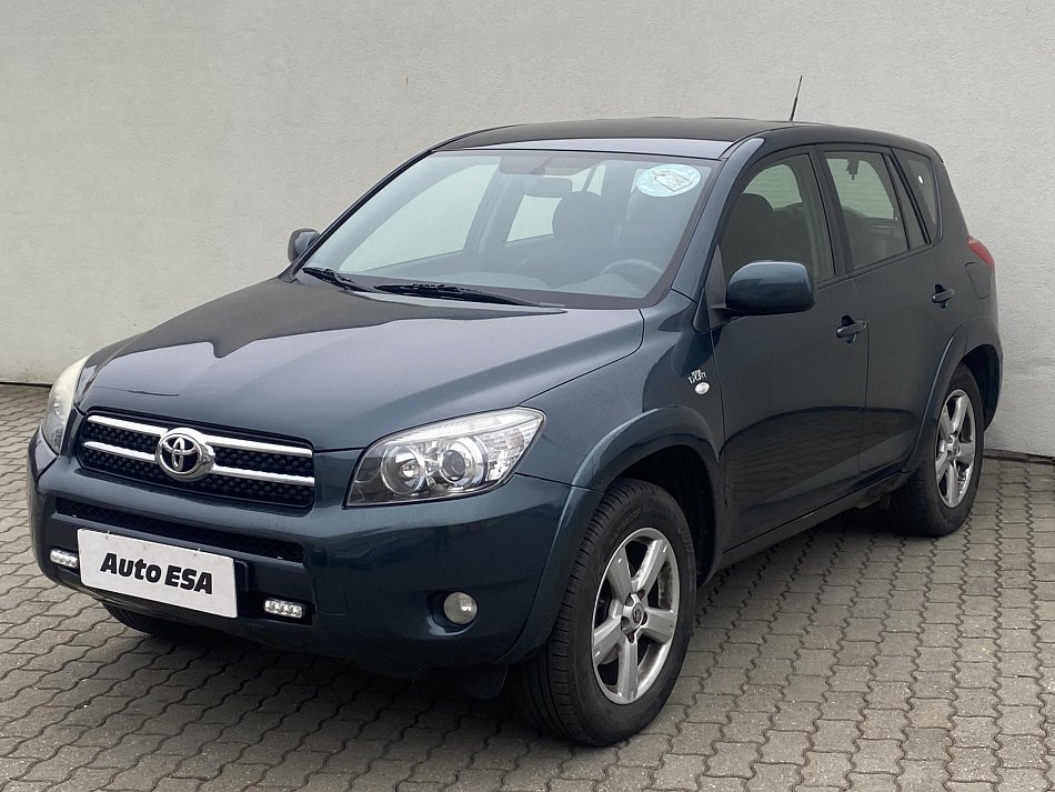 Toyota RAV4 2.2 D  4WD