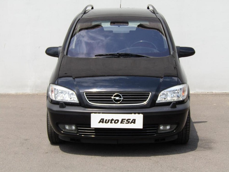 Opel Zafira 2.0i 