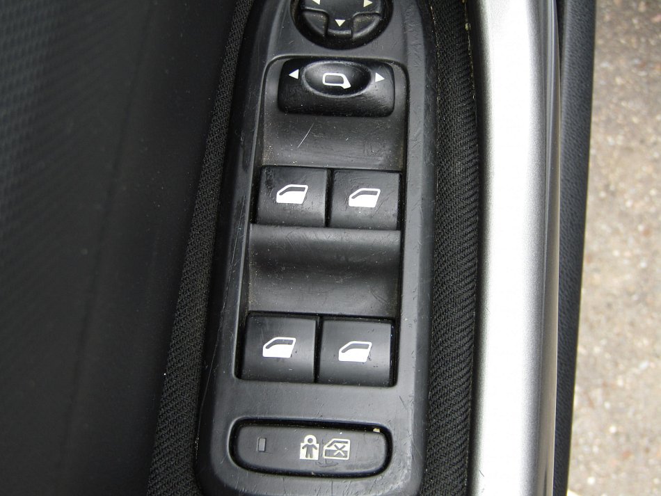Peugeot 308 1.6I 