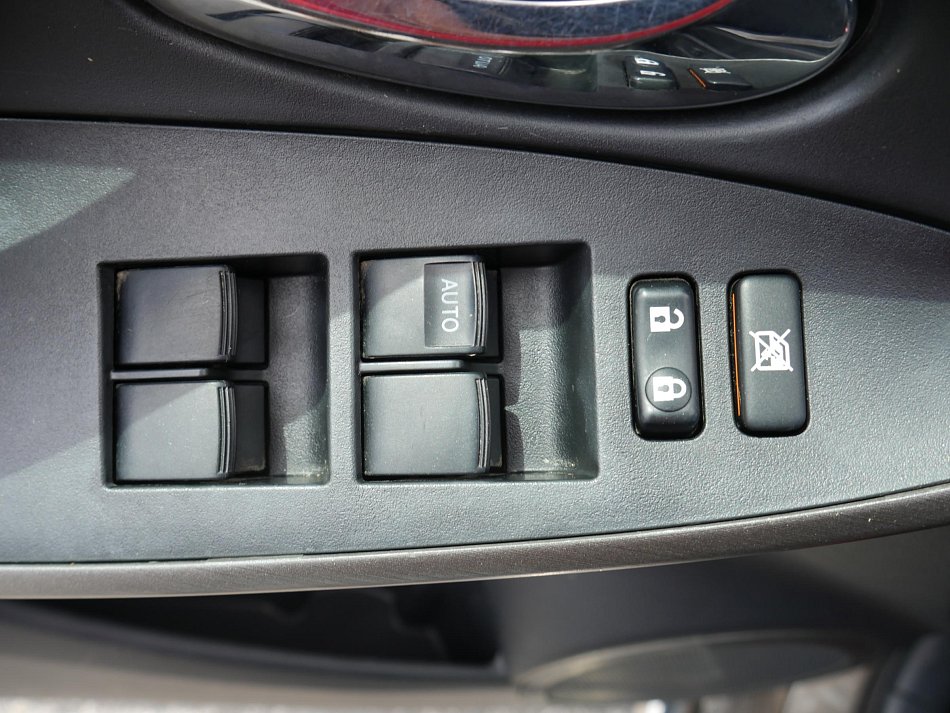 Toyota RAV4 2.0i 