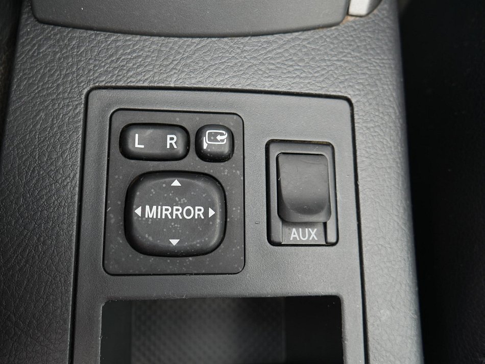 Toyota RAV4 2.0i 