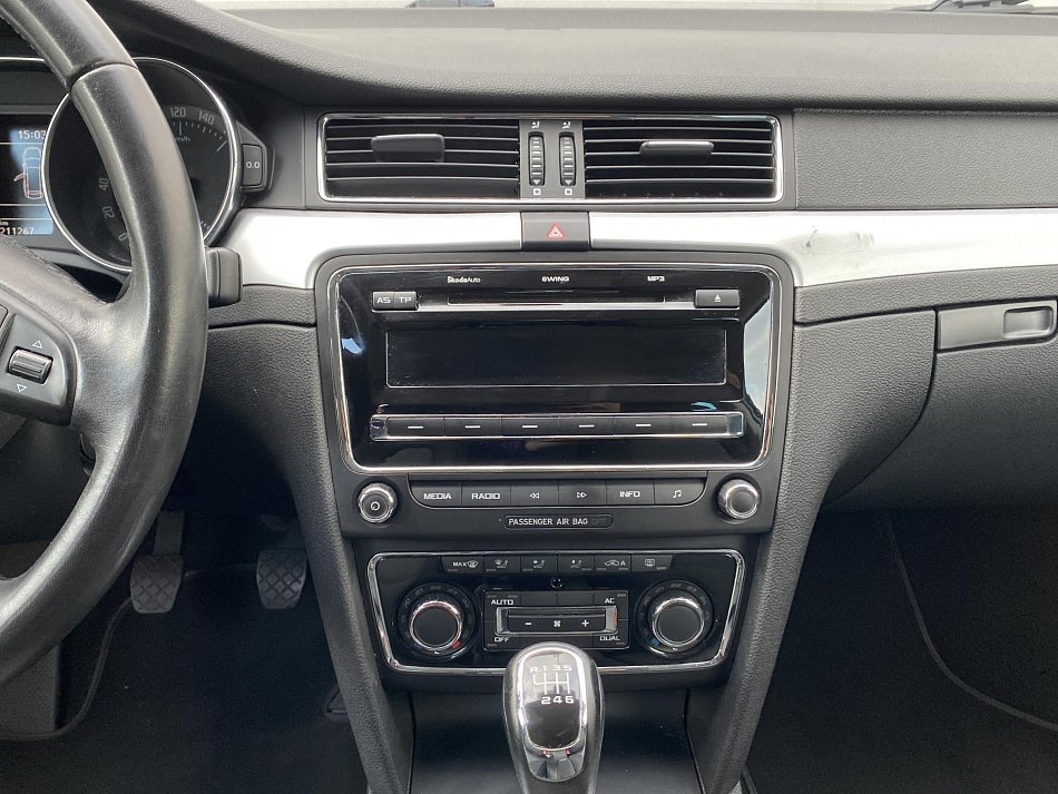 Škoda Superb II 2.0 TDI Ambition