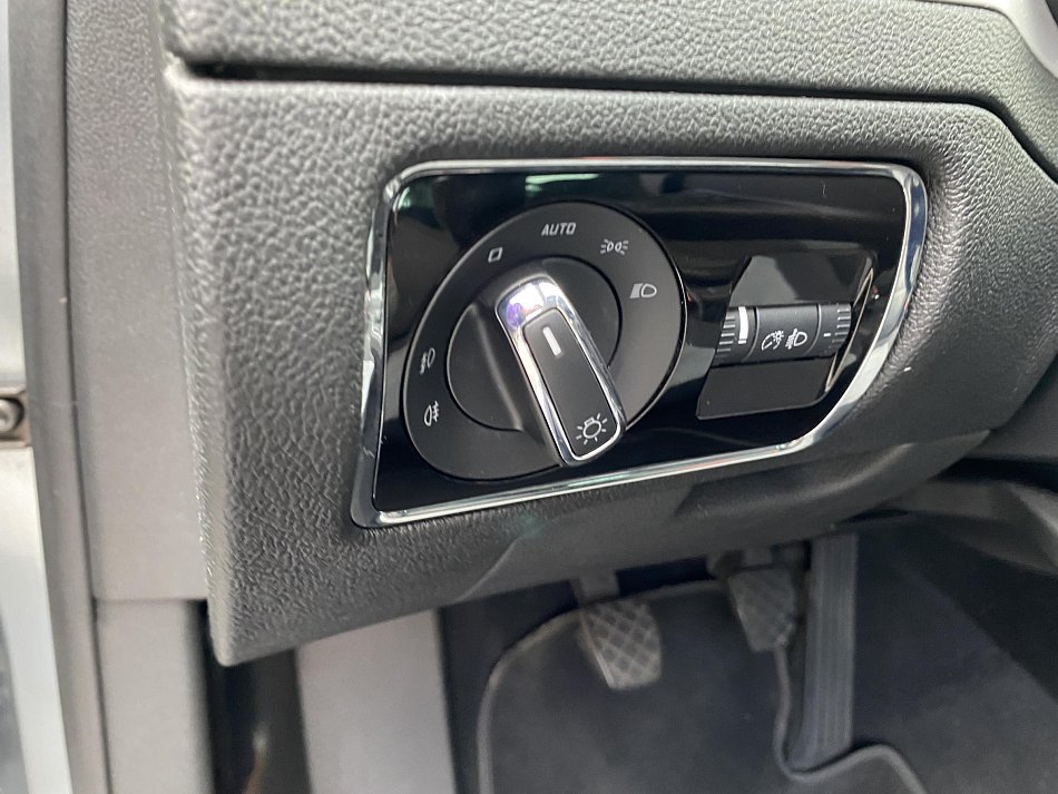 Škoda Superb II 2.0 TDI Ambition