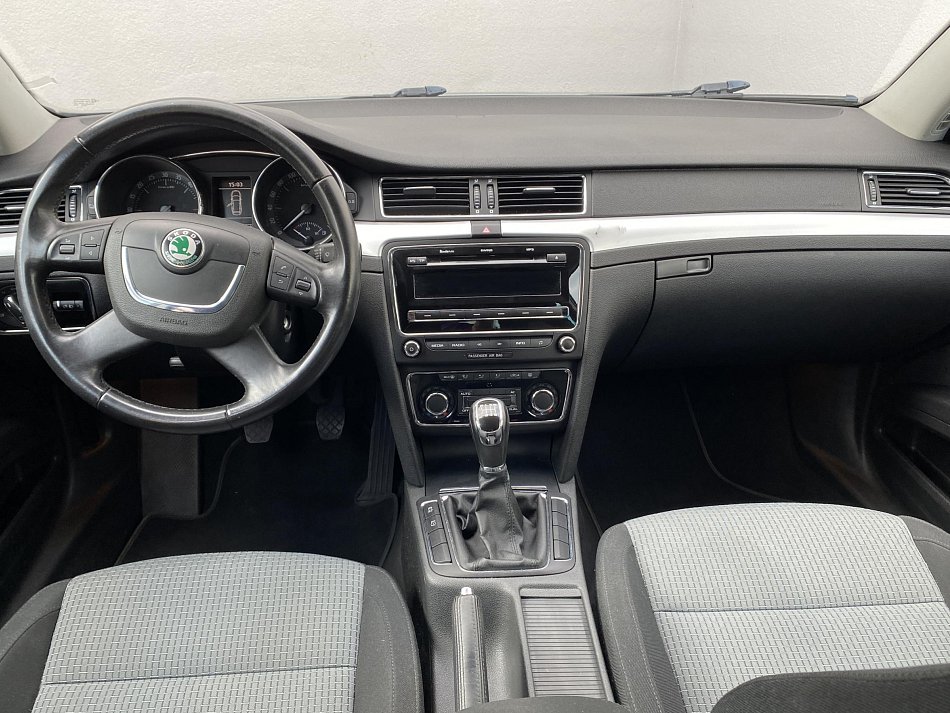 Škoda Superb II 2.0 TDI Ambition