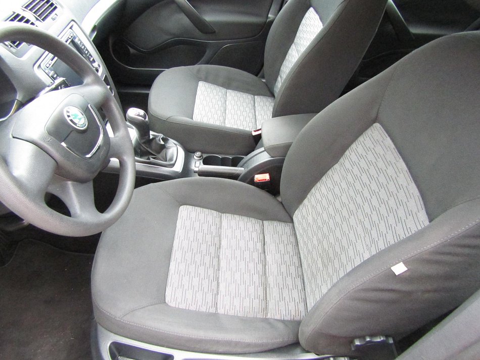 Škoda Octavia II 1.6MPi 