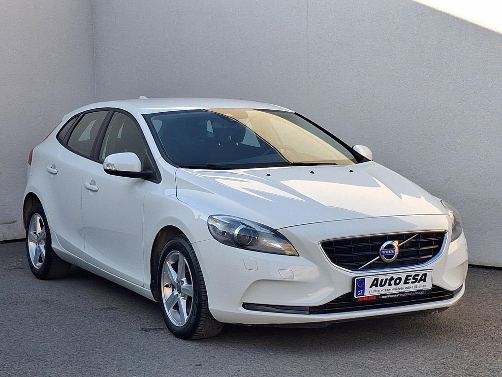 Volvo V40 1.6 D2 