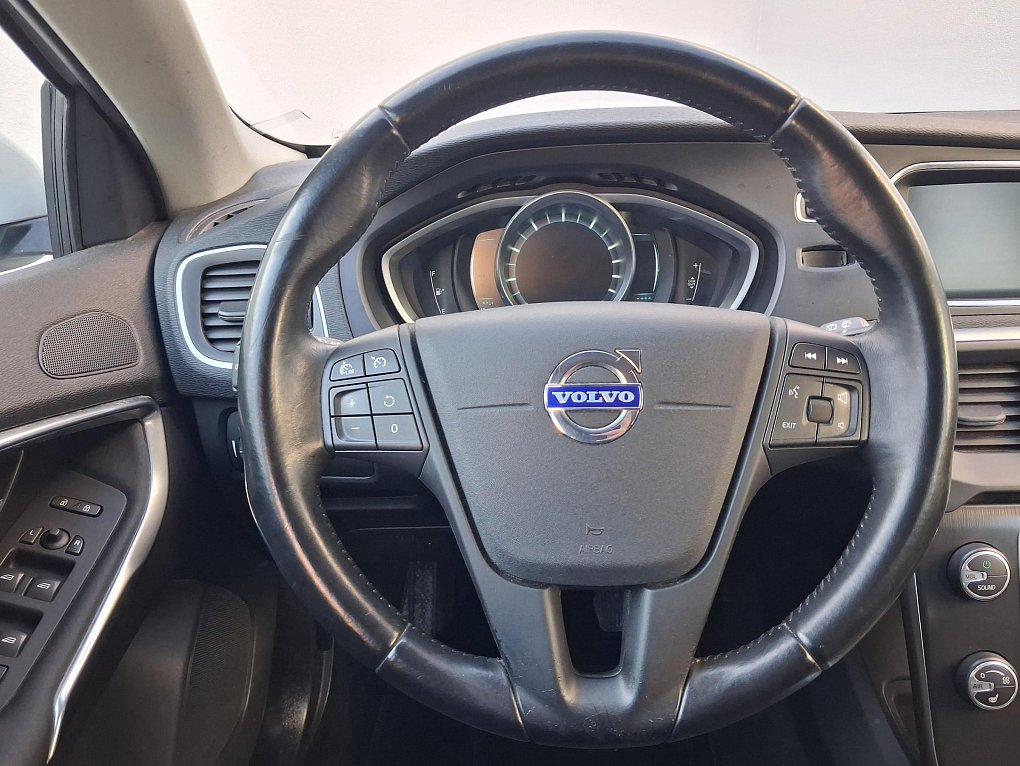 Volvo V40 1.6 D2 