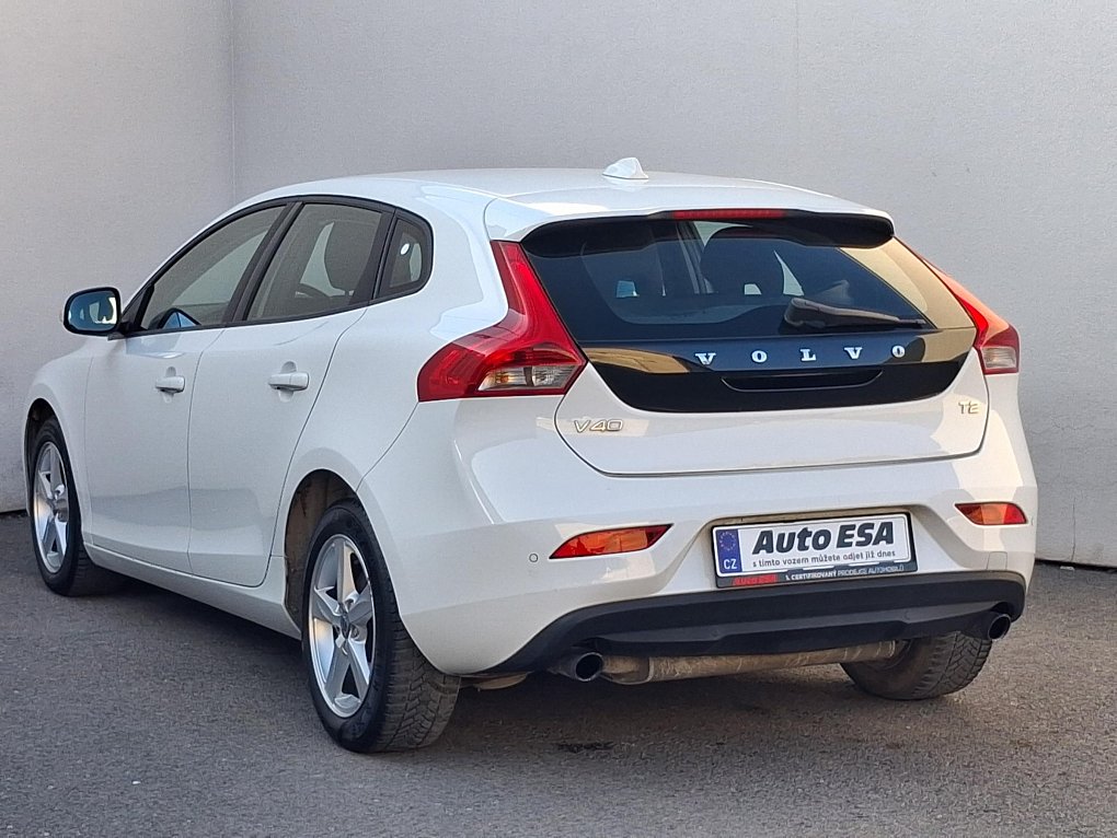 Volvo V40 1.6 D2 
