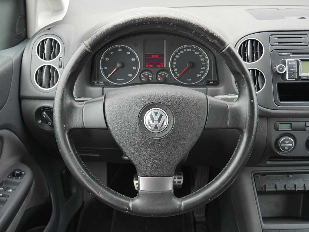 Volkswagen Golf Plus 1.6 i 