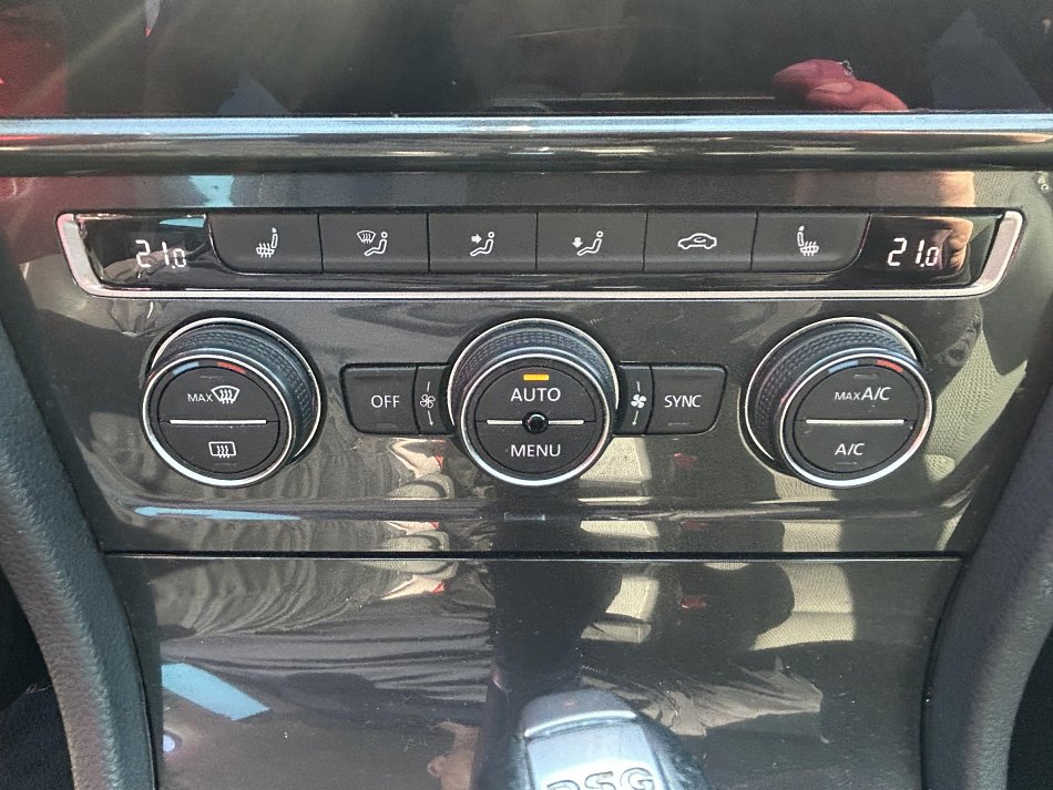 Volkswagen Golf 2.0TDi 