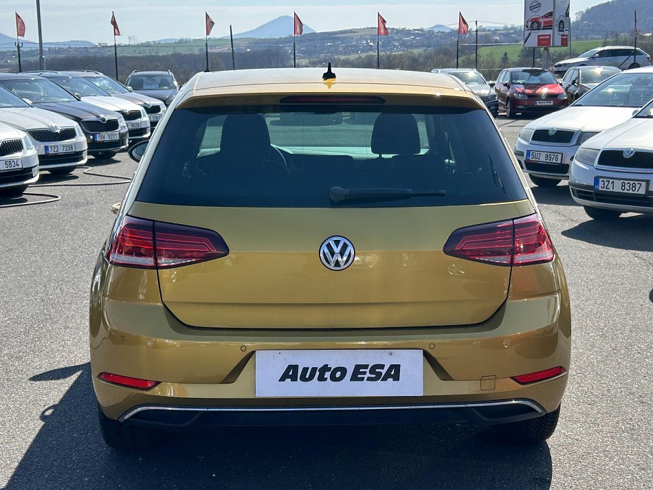 Volkswagen Golf 2.0TDi 