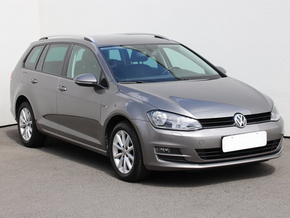 Volkswagen Golf 2.0 TSI 