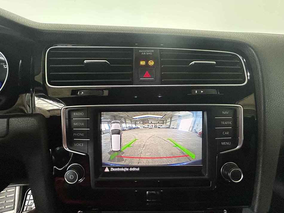 Volkswagen Golf 2.0 TSI  4x4