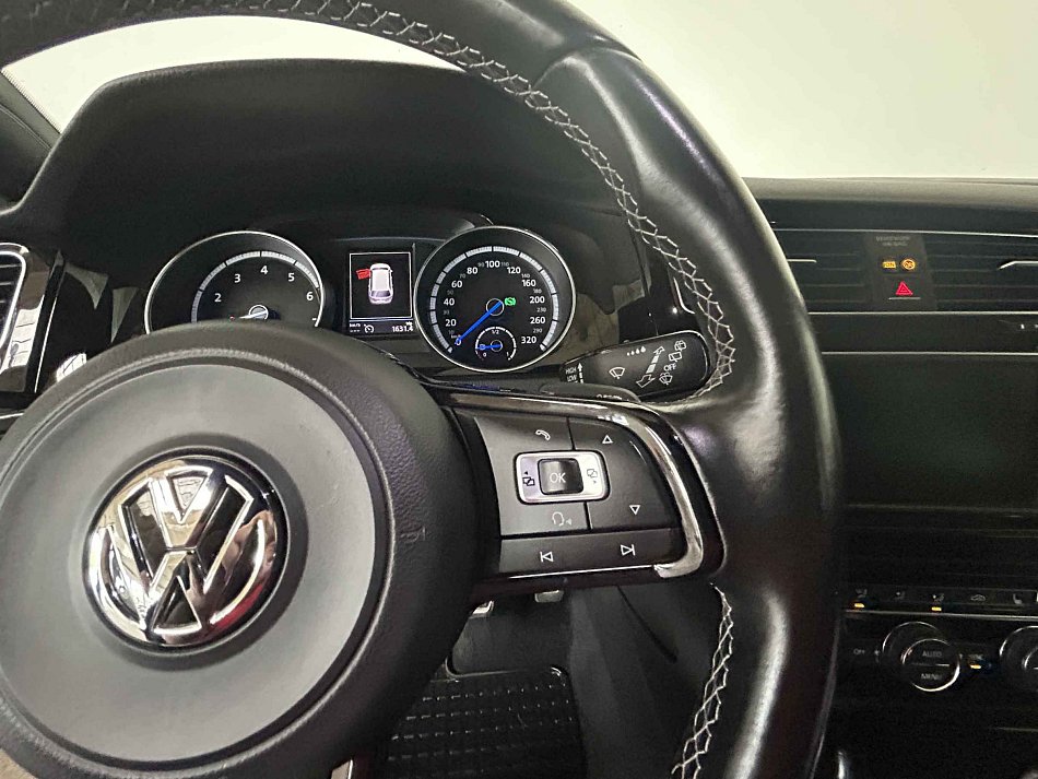 Volkswagen Golf 2.0 TSI  4x4