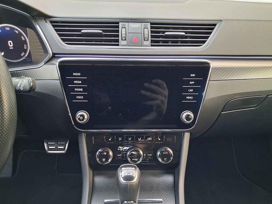 Škoda Superb III 2.0 TDi SportLine 4X4