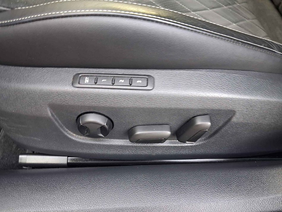 Škoda Superb III 2.0 TDi SportLine 4X4