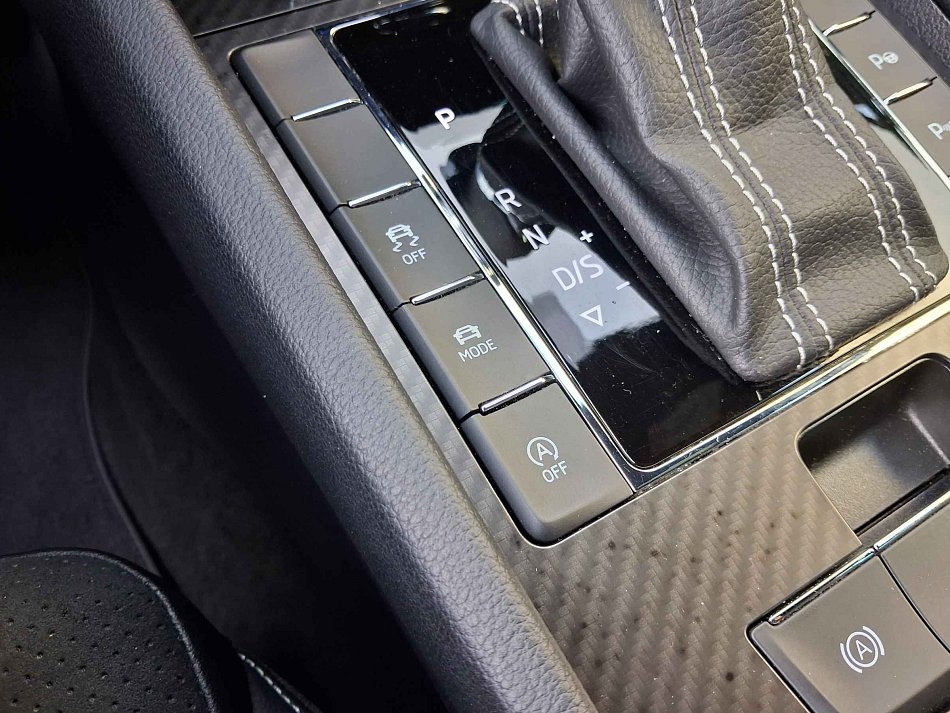 Škoda Superb III 2.0 TDi SportLine 4X4