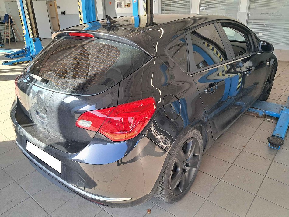 Opel Astra 2.0 D 