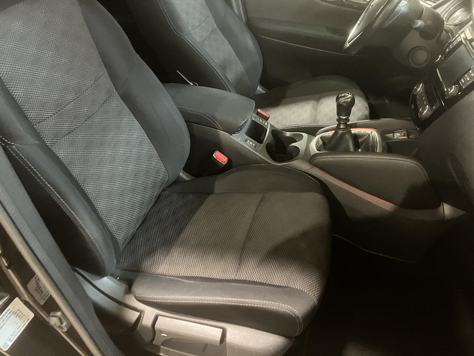 Nissan Qashqai 1.2 DIG-T 