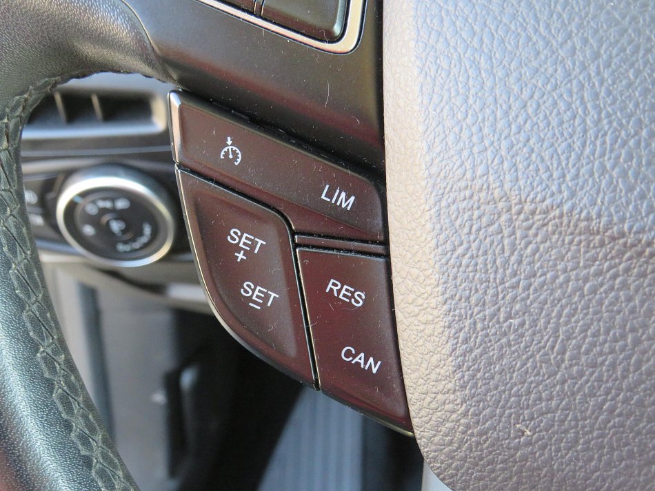 Ford Focus 1.5EB 