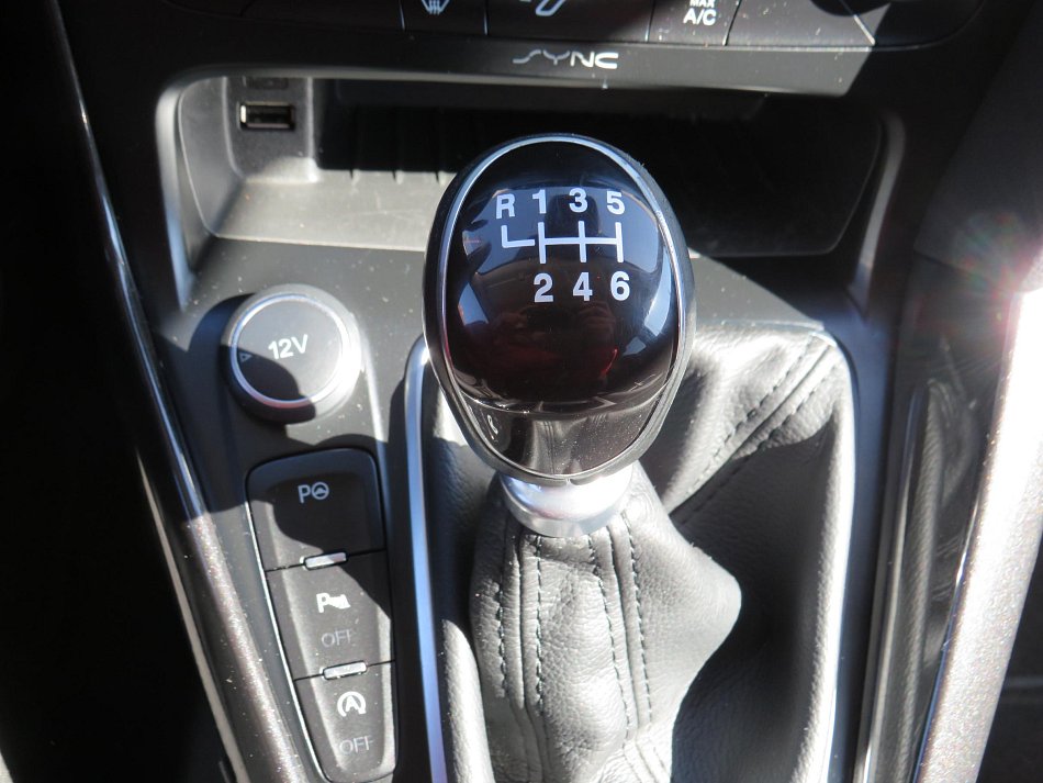 Ford Focus 1.5EB 