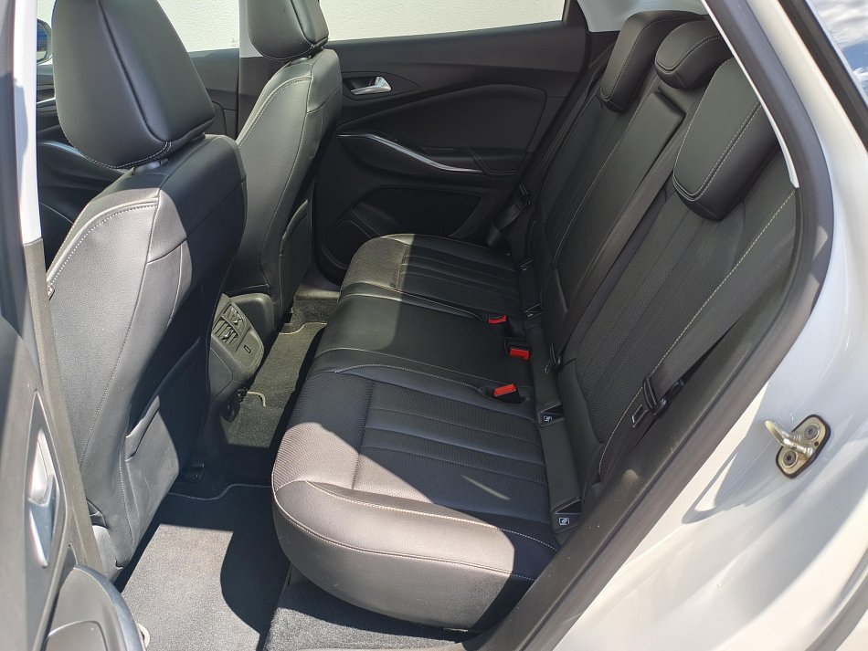 Opel Grandland X 1.2 PT Innovation