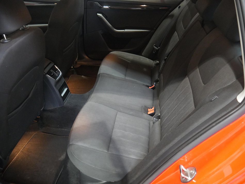 Škoda Octavia III 2.0TDi 