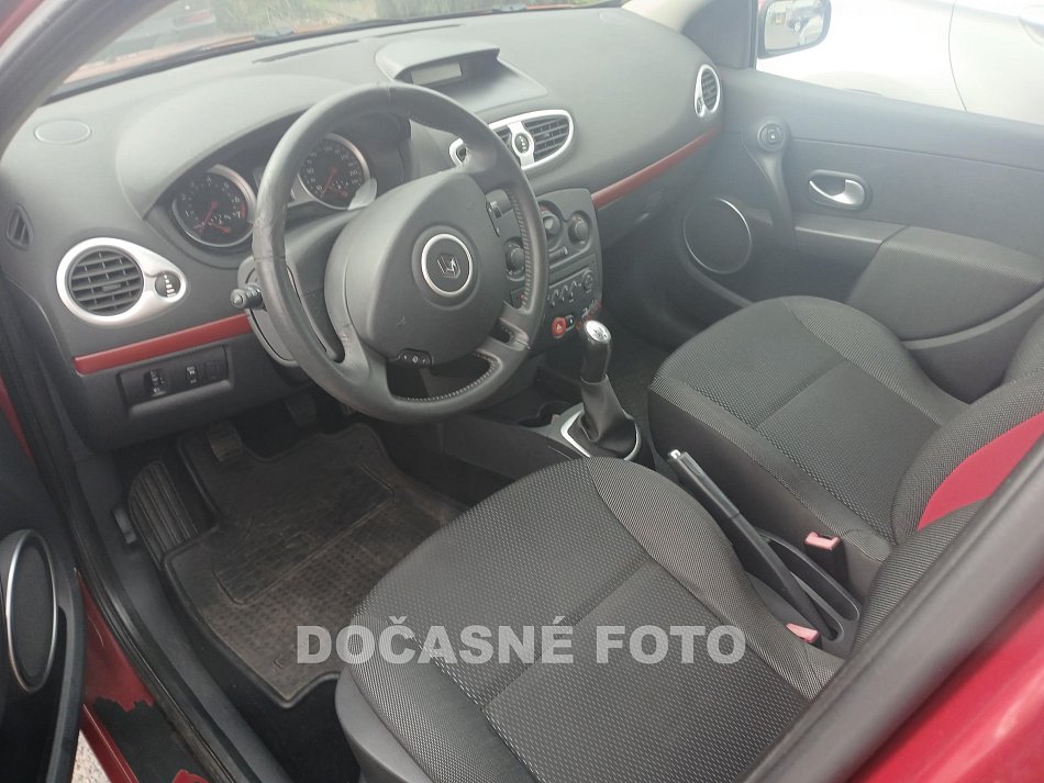Renault Clio 1.2 i 