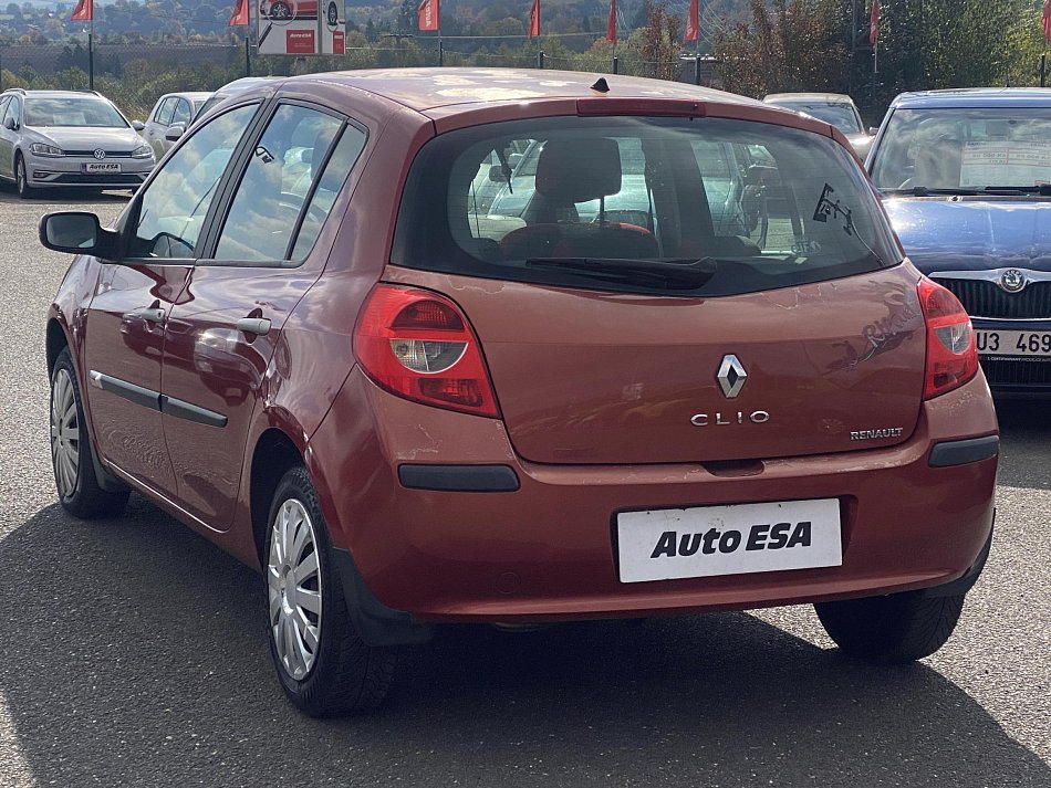 Renault Clio 1.2 i 