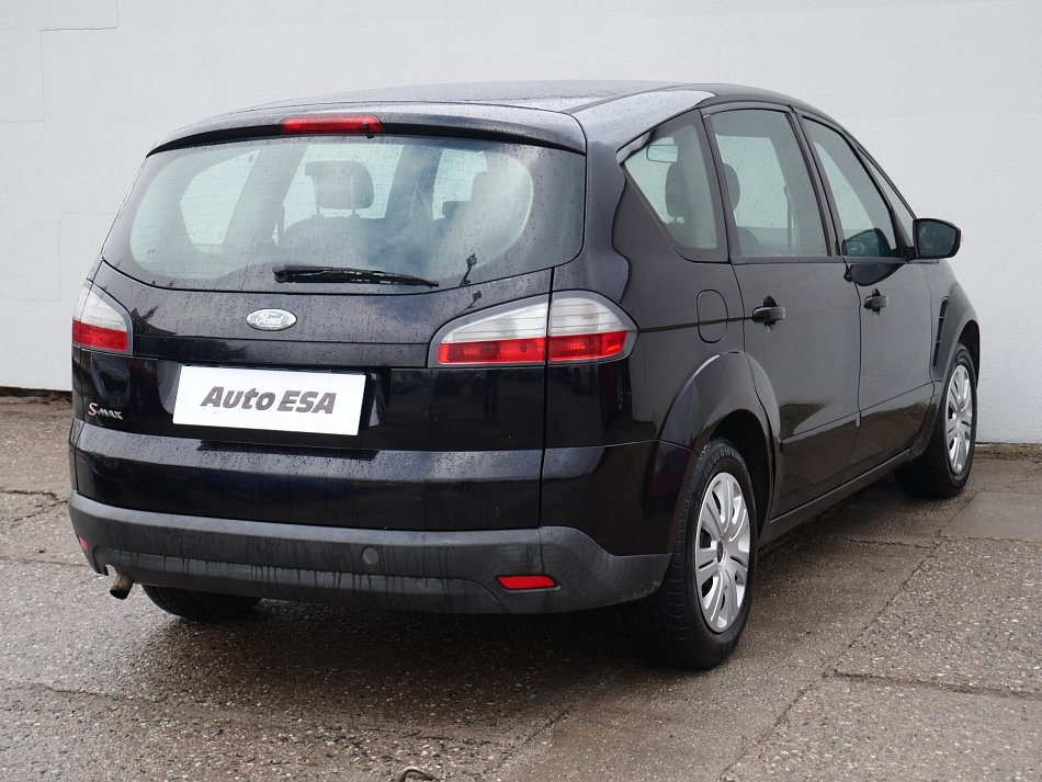 Ford S-MAX 2.0i 