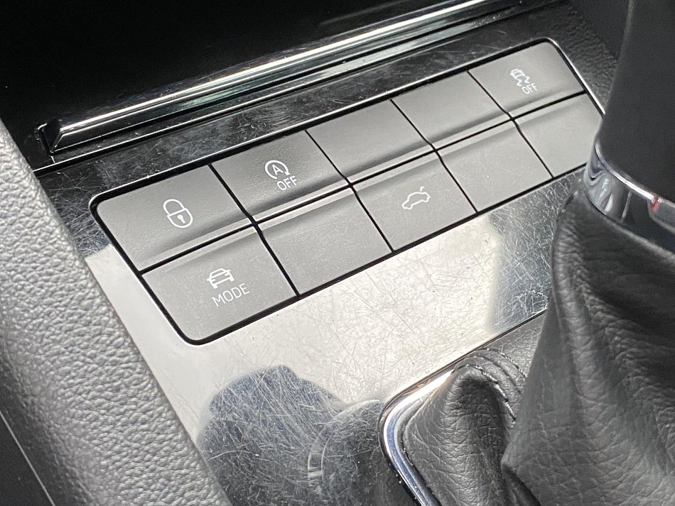 Škoda Octavia III 2.0 TDi Scout 4x4