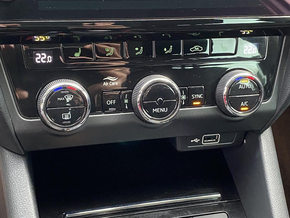 Škoda Octavia III 2.0 TDi Scout 4x4