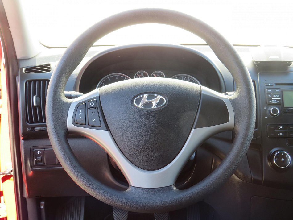 Hyundai I30 1.4 i 