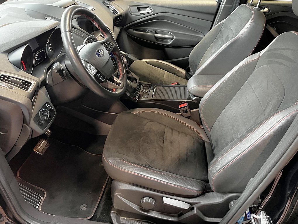 Ford Kuga 2.0 TDCi ST-Line 4x4