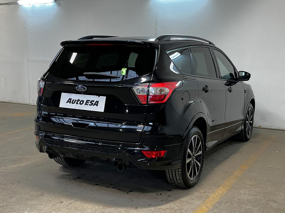 Ford Kuga 2.0 TDCi ST-Line 4x4