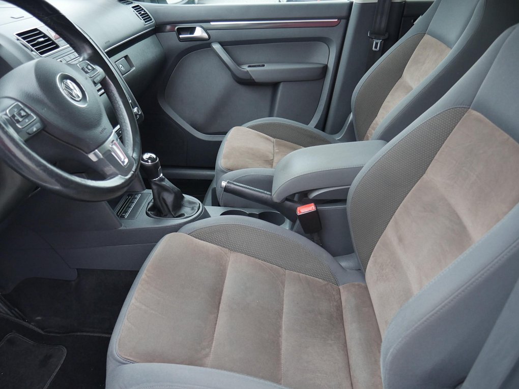 Volkswagen Touran 1.4 TSi 