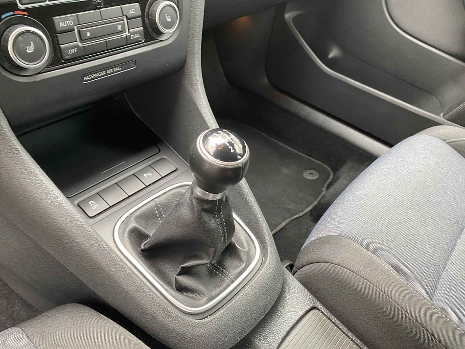 Volkswagen Golf 2.0 TDi Style