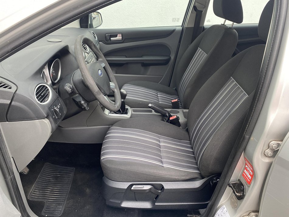Ford Focus 1.6 i Trend