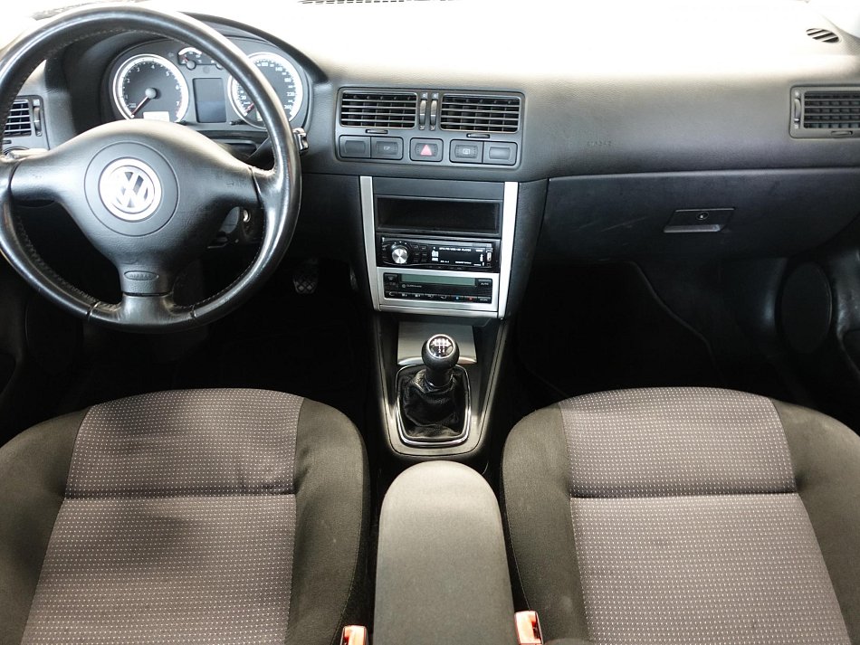 Volkswagen Bora 1.6i 