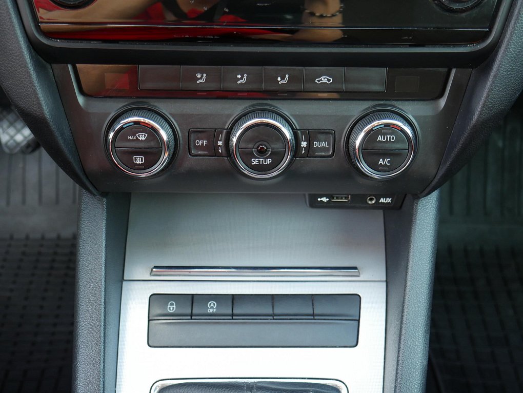 Škoda Octavia III 1.6 TDi  Business plus