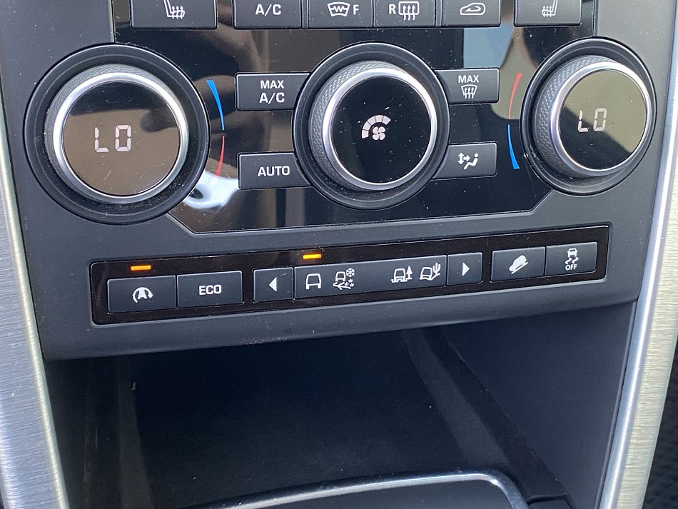 Land Rover Discovery Sport 2.0D  4x4