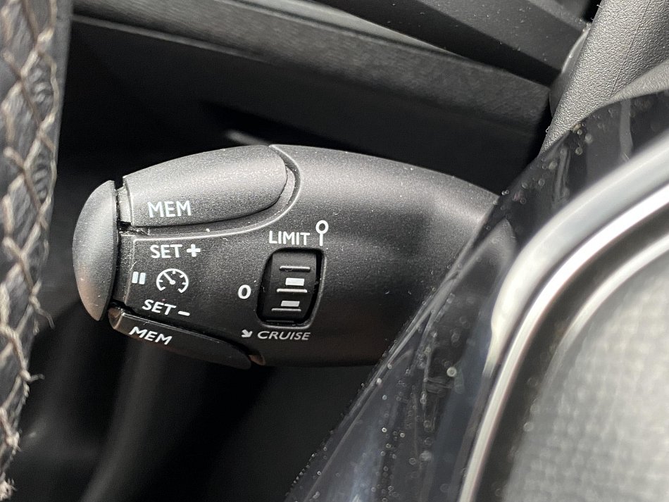 Peugeot 5008 1.3 T 