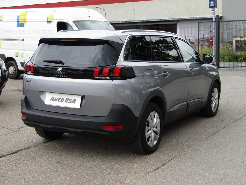 Peugeot 5008 1.3 T 
