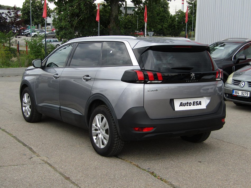 Peugeot 5008 1.3 T 
