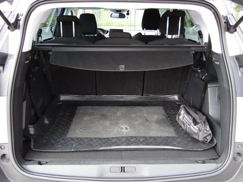 Peugeot 5008 1.3 T 