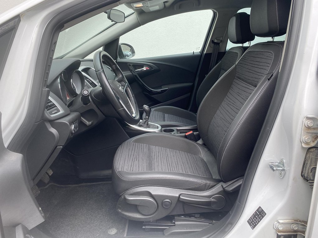 Opel Astra 1.4 T 