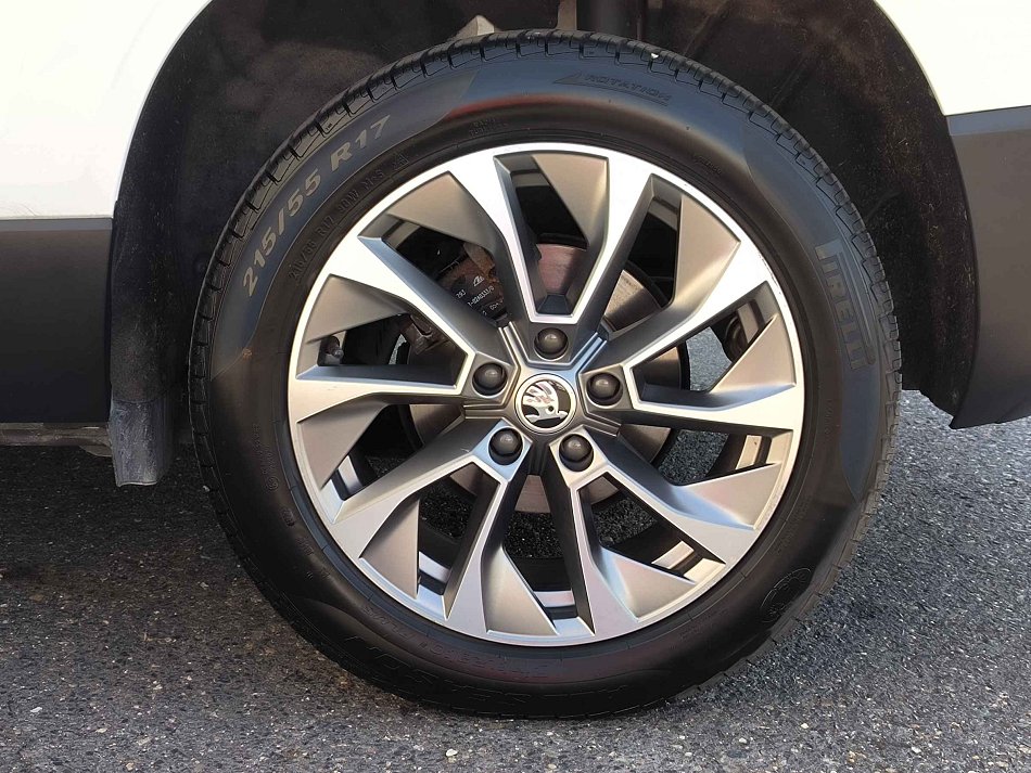 Škoda Karoq 1.5 TSi Drive